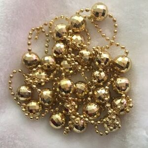 Elegant Gold Beaded Garland